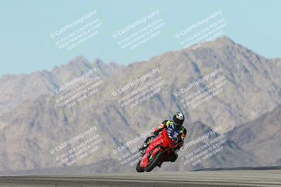 media/Dec-01-2025-Moto Forza (Mon) [[2daa91e15f]]/2-Intermediate Group/Session 4 Turn 9/